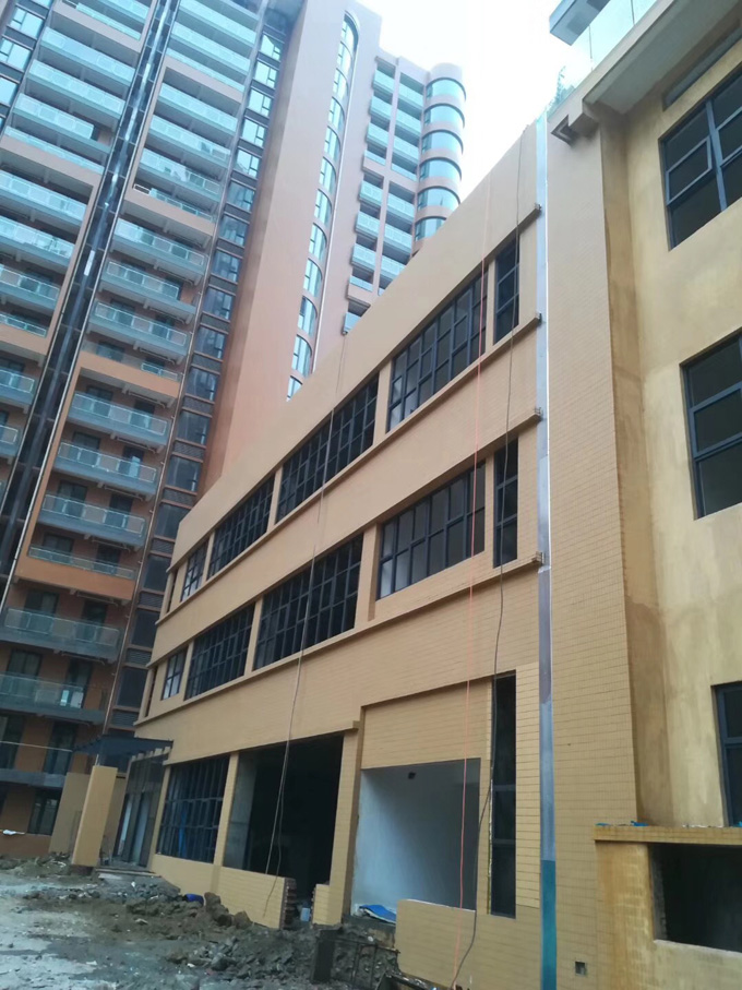 外墻清洗、外墻保潔現(xiàn)場(chǎng)